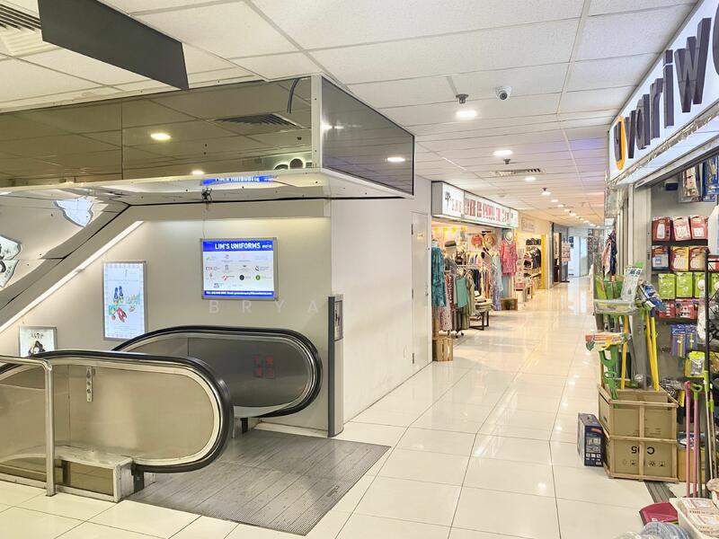 Holland Road Shopping Centre, 211 Holland Avenue, 452 sqft, Retail for