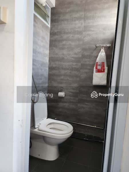 For Rent - 102 Henderson Crescent