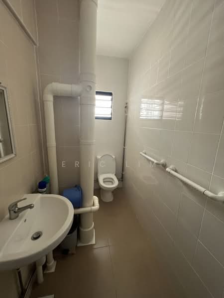 221 Bukit Batok East Avenue 3, 221 Bukit Batok East Avenue 3, Room Rental, 150 sqft, HDB Flat For Rent, by Eric Lim, 24482104 - PropertyGuru.com.sg
