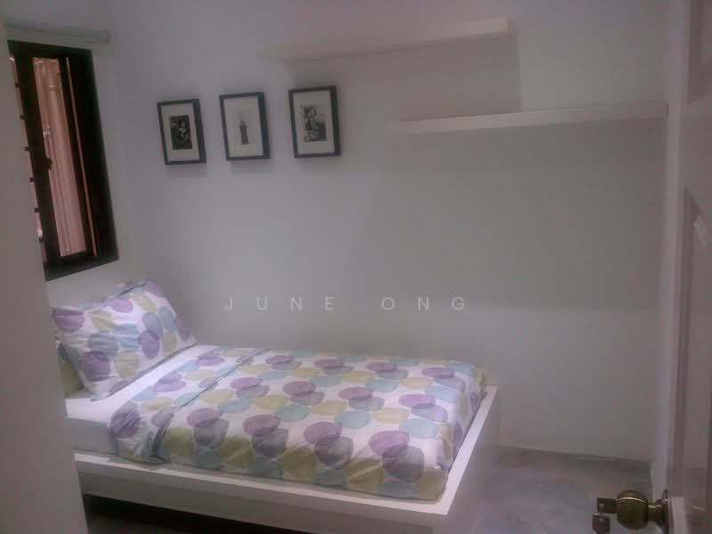 Novena Court, 18 Jalan Novena Barat, 3 Bedrooms, 861 sqft, Walk-up Apartment For Sale, by June Ong, 24483011 - PropertyGuru.com.sg