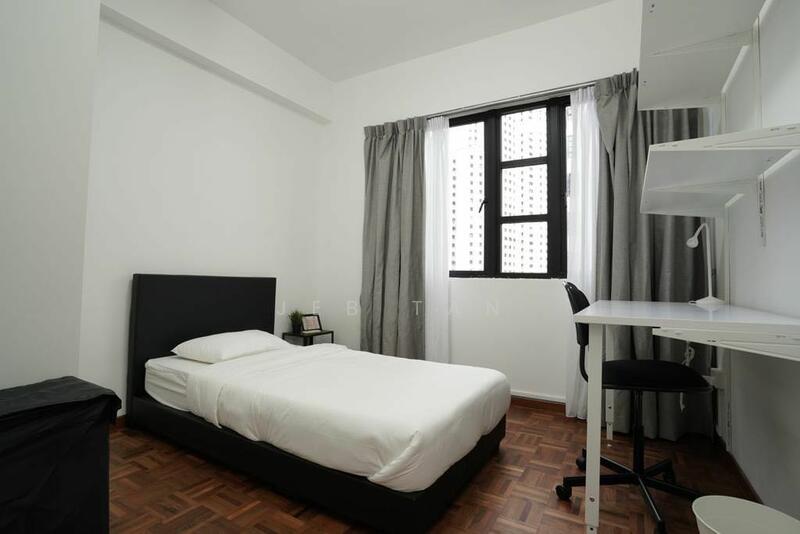 Central Green, 3 Jalan Membina, Room Rental, 100 sqft, Condominium For Rent, by Jeb Tan, 24483381 - PropertyGuru.com.sg