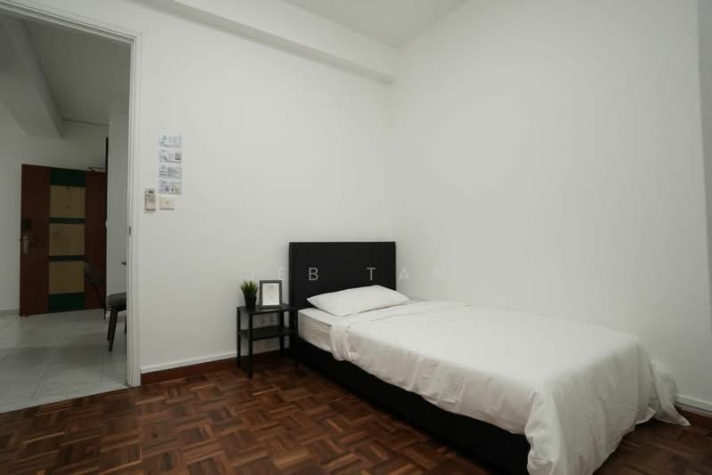 Central Green, 3 Jalan Membina, Room Rental, 100 sqft, Condominium For Rent, by Jeb Tan, 24483381 - PropertyGuru.com.sg