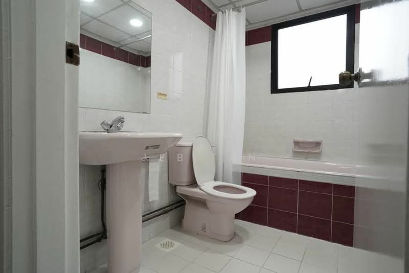 Central Green, 3 Jalan Membina, Room Rental, 100 sqft, Condominium For Rent, by Jeb Tan, 24483381 - PropertyGuru.com.sg