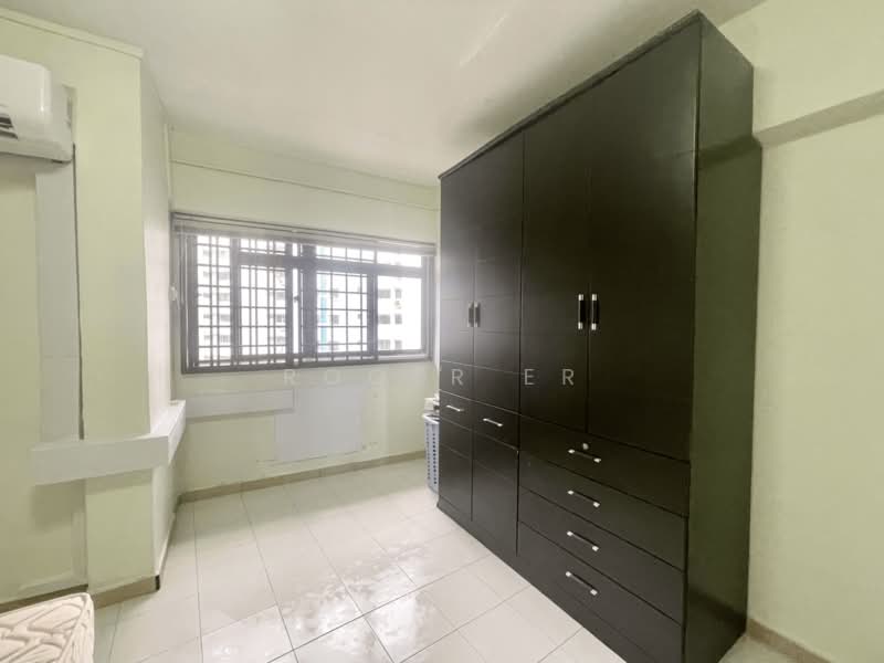 For Rent - 310 Jurong East Street 32