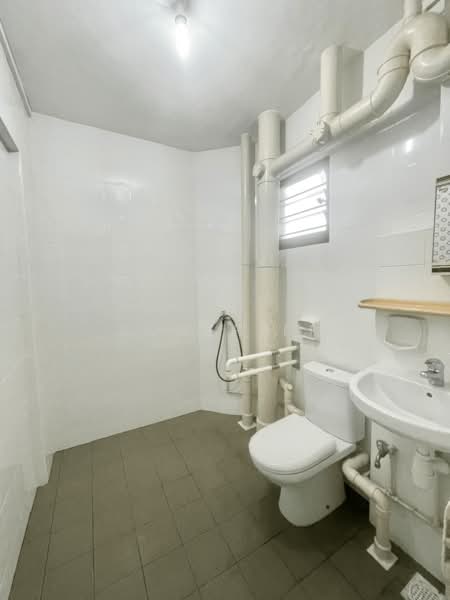 For Rent - 310 Jurong East Street 32