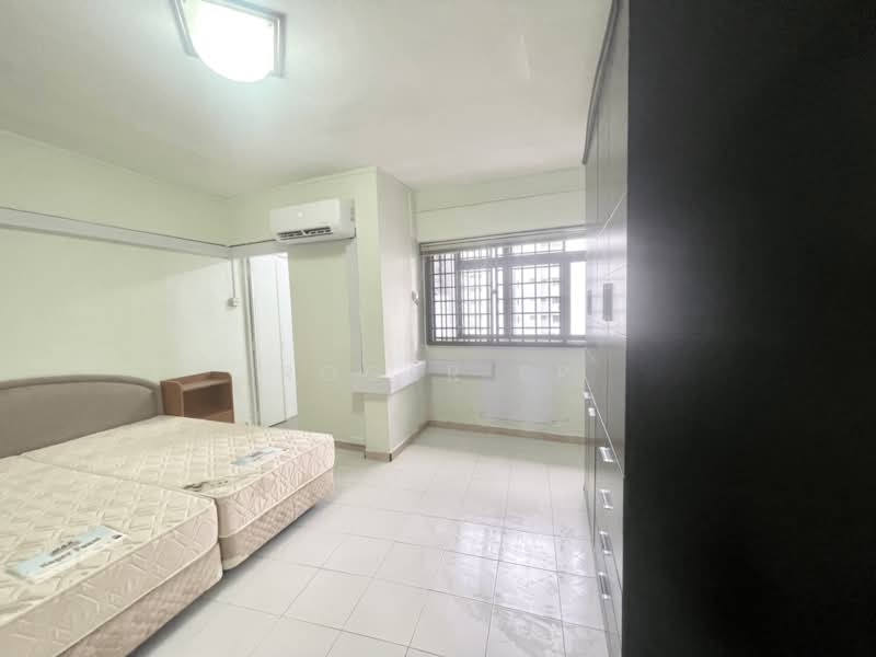 For Rent - 310 Jurong East Street 32