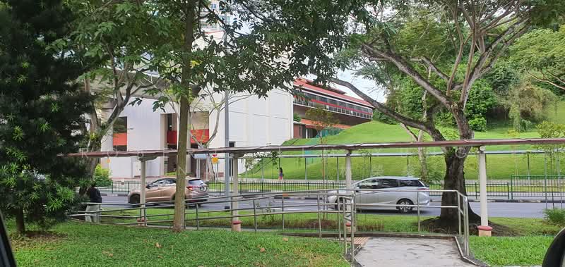204 Bukit Batok Street 21, 204 Bukit Batok Street 21, Room Rental, 200 sqft, HDB Flat For Rent, by Robert Lim Yung Sing 林榮燊, 24485253 - PropertyGuru.com.sg