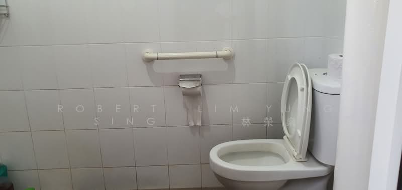 204 Bukit Batok Street 21, 204 Bukit Batok Street 21, Room Rental, 200 sqft, HDB Flat For Rent, by Robert Lim Yung Sing 林榮燊, 24485253 - PropertyGuru.com.sg