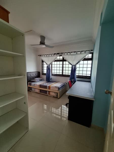 647 Jurong West Street 61, 647 Jurong West Street 61, Room Rental, 990 sqft, HDB Flat For Rent, by Koh KK, 24486266 - PropertyGuru.com.sg