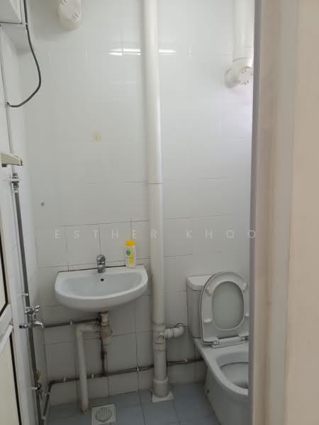 89 Bedok North Street 4, 89 Bedok North Street 4, 3 Bedrooms, 976 sqft, HDB Flat For Rent, by Esther Khoo, 24486367 - PropertyGuru.com.sg