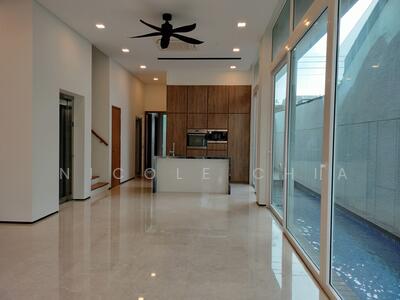 For Sale - TOP obtained! New exclusive Serangoon Garden semi detached with pool & lift . Near myVillage.