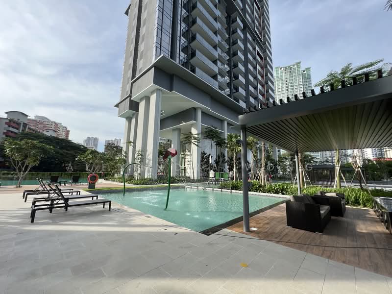 Stirling Residences Apartment For Sale at S$ 1,350,000 | PropertyGuru Singapore