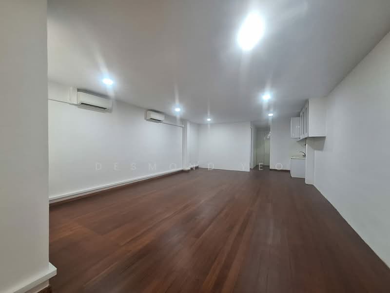 Tanjong Pagar/Chinatown/Keong Siak/Neil Road/Bukit Pasoh, , 650 sqft, Shop / Shophouse For Rent, by Desmond Yeo, 24487491 - CommercialGuru.com.sg
