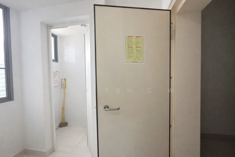 Seastrand, 1 Pasir Ris Link, 3 Bedrooms, 1,195 sqft, Condominium For Rent, by Alex Toh C W, 24487772 - PropertyGuru.com.sg