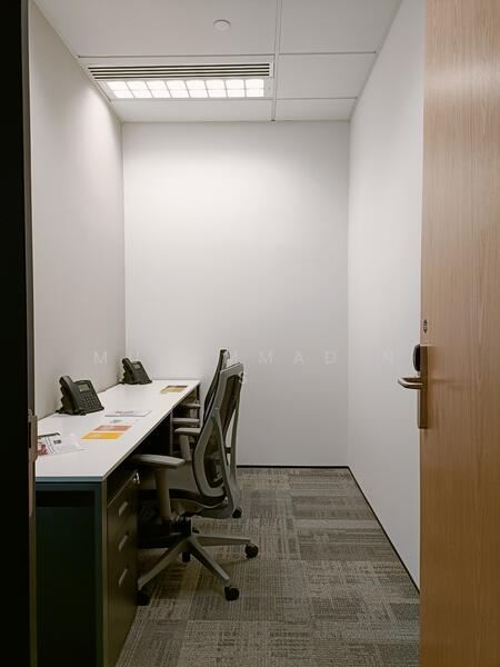 ❤️ LOW PRICE ❤️ 2~3 PAX SUITE NICELY FITTED SERVICED OFFICE IN PLQ NEAR MRT. ACT FAST!, 1 Paya Lebar Link, 80 sqft, Office For Rent, by Muhammad N S, 24487949 - CommercialGuru.com.sg
