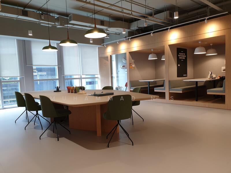 ❤️ LOW PRICE ❤️ 2~3 PAX SUITE NICELY FITTED SERVICED OFFICE IN PLQ NEAR MRT. ACT FAST!, 1 Paya Lebar Link, 80 sqft, Office For Rent, by Muhammad N S, 24487949 - CommercialGuru.com.sg