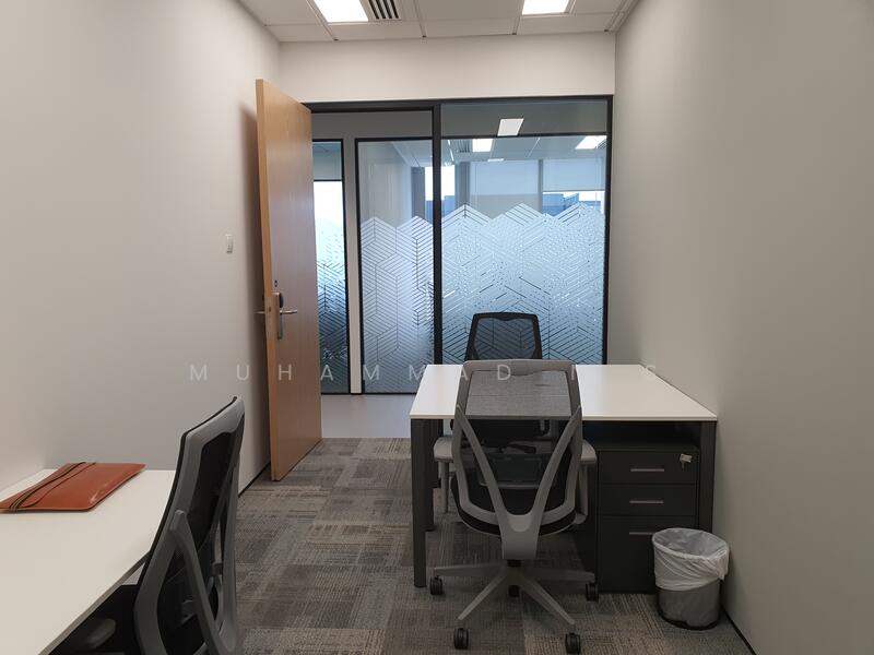 ❤️ LOW PRICE ❤️ 2~3 PAX SUITE NICELY FITTED SERVICED OFFICE IN PLQ NEAR MRT. ACT FAST!, 1 Paya Lebar Link, 80 sqft, Office For Rent, by Muhammad N S, 24487949 - CommercialGuru.com.sg