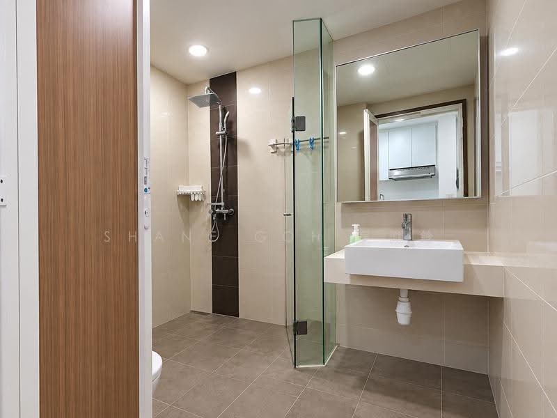 Watercolours, 23 Pasir Ris Link, Pasir Ris / Tampines, Studio, 250 sqft, Executive Condominium For Rent, by Shane Goh 吴泤鋡, 24489502 - Bathroom - PropertyGuru.com.sg