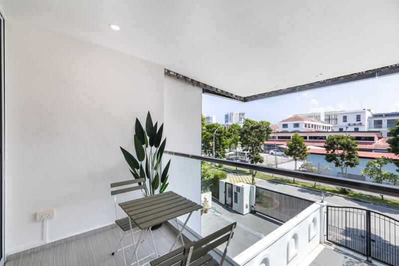 Blue room - private balcony