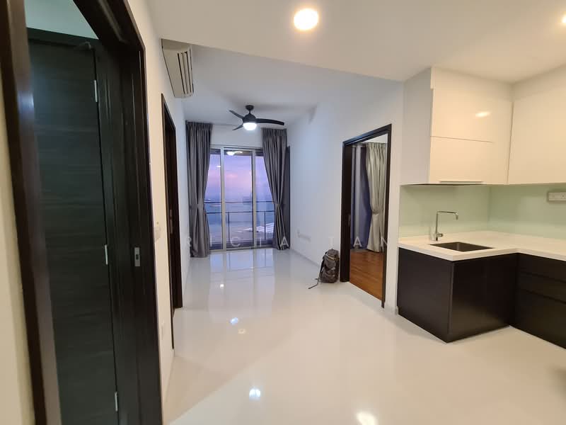 Eon Shenton, 70 Shenton Way, 2 Bedrooms, 538 sqft, Condominium For Rent, by Ericia Tan, 24490660 - PropertyGuru.com.sg