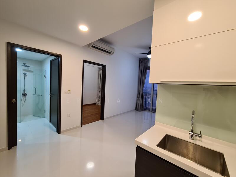 Eon Shenton, 70 Shenton Way, 2 Bedrooms, 538 sqft, Condominium For Rent, by Ericia Tan, 24490660 - PropertyGuru.com.sg