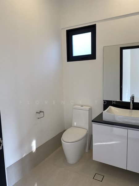 Clacton road, Clacton road, 5 Bedrooms, 4,800 sqft, Semi-Detached House For Rent, by Florence Toh, 24491012 - PropertyGuru.com.sg