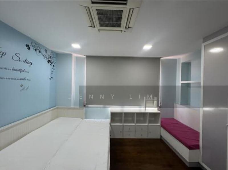 ⭐WELL RENOVATED⭐ YOU WONT BE DISSAPOINTED (9693-8899 发发久久), 159 JOO CHIAT TERRACE. 3 STOREY CORNER TERRACE, East Coast / Marine Parade, 6 Bedrooms, 4,500 sqft, Corner Terrace For Rent, by Denny Lim, 24492198 - PropertyGuru.com.sg