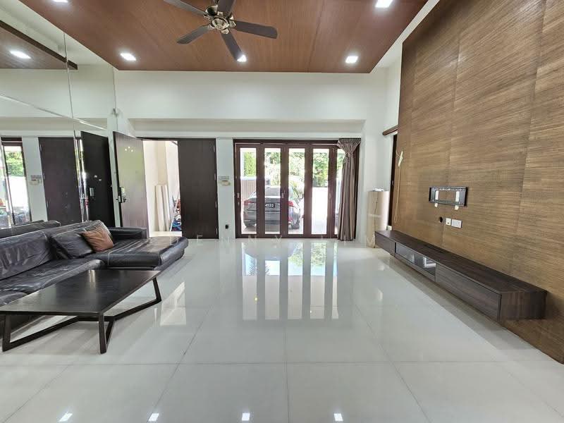 ⭐WELL RENOVATED⭐ YOU WONT BE DISSAPOINTED (9693-8899 发发久久), 159 JOO CHIAT TERRACE. 3 STOREY CORNER TERRACE, East Coast / Marine Parade, 6 Bedrooms, 4,500 sqft, Corner Terrace For Rent, by Denny Lim, 24492198 - PropertyGuru.com.sg