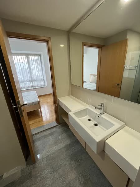 8 @ Mount Sophia, 8 Mount Sophia, 1 Bedroom, 861 sqft, Condominium For Rent, by Kerri Koh Li Ping, 24493170 - PropertyGuru.com.sg