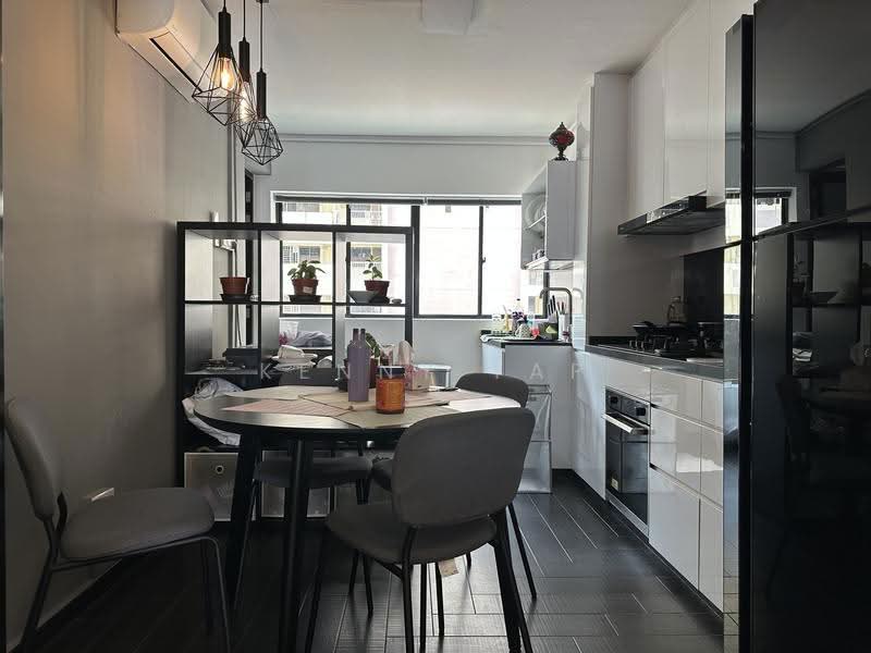 806 King George's Avenue, 806 King George's Avenue, Farrer Park / Serangoon Rd, 2 Bedrooms, 635 sqft, HDB Flat For Rent, by Kenny Yap, 24493531 - Kitchen - PropertyGuru.com.sg