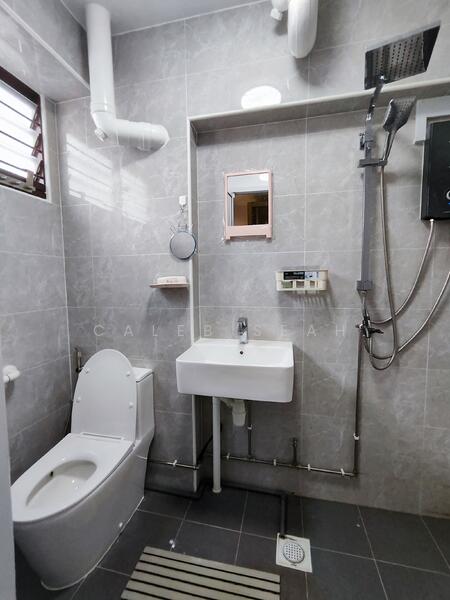 For Rent - 406 Fajar Road