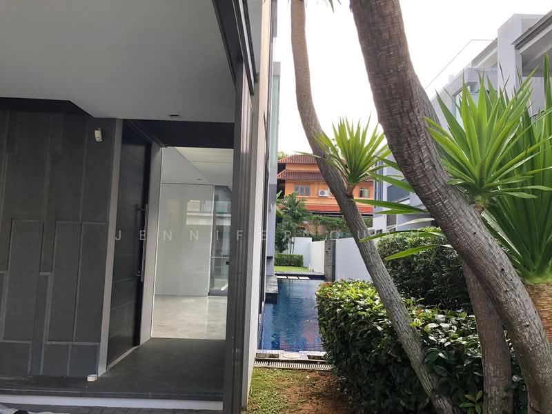 Dunsfold D13, Dunsfold Drive, 6 Bedrooms, 6,100 sqft, Bungalow House For Rent, by Jennifer Quah, 24494410 - PropertyGuru.com.sg