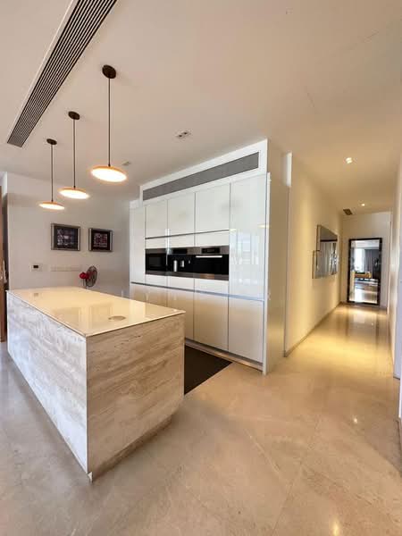 Trilight, 9 Newton Road, 4 Bedrooms, 5,802 sqft, Condominium For Sale, by Lynn Er, 24494435 - PropertyGuru.com.sg