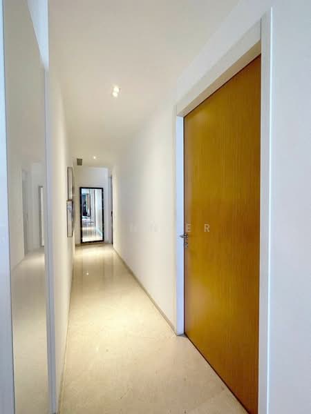 Trilight, 9 Newton Road, 4 Bedrooms, 5,802 sqft, Condominium For Sale, by Lynn Er, 24494435 - PropertyGuru.com.sg