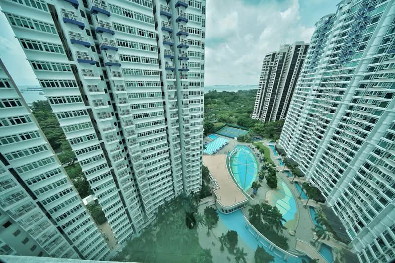 Costa Del Sol, 68 Bayshore Road, 3 Bedrooms, 1346 sqft, N SALE, by Alex