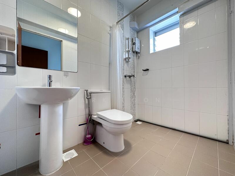 187B Fengshan GreenVille, 187B Bedok North Street 4, 3 Bedrooms, 1,001 sqft, HDB Flat For Rent, by Mark Loon, 24497014 - PropertyGuru.com.sg