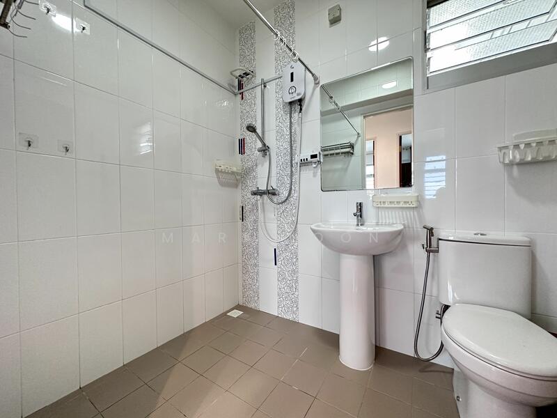 187B Fengshan GreenVille, 187B Bedok North Street 4, 3 Bedrooms, 1,001 sqft, HDB Flat For Rent, by Mark Loon, 24497014 - PropertyGuru.com.sg
