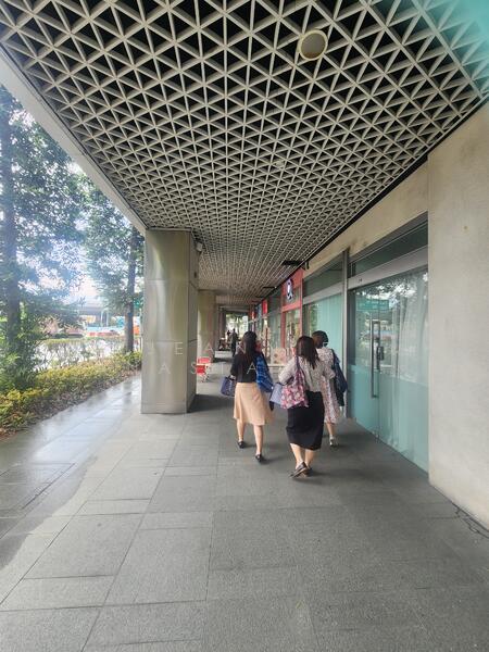 Eon Shenton, 70 Shenton Way, 226 sqft, Mall Shop For Sale, by Jeannie Anastasia Koe 高晶晶, 24500011 - CommercialGuru.com.sg