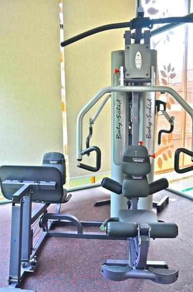 For Sale - 4 STOREY + ROOF GCB W/CONDO STATUS & FACILITIES TOTAL 24 UNITS