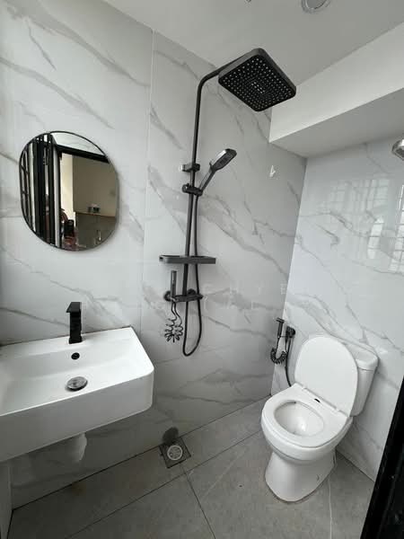 Lakeside Tower, 9H Yuan Ching Road, 1 Bedroom, 250 sqft, Apartment For Rent, by Wee Chye Heng (Alan Wee), 24500568 - PropertyGuru.com.sg