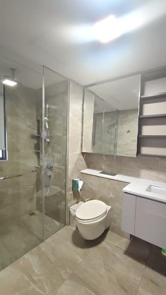 Lake Grande, 10 Jurong Lake Link, 2 Bedrooms, 775 sqft, Condominium For Rent, by Zhou Li, 24500913 - PropertyGuru.com.sg