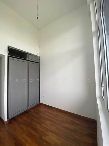 Mayfair Gardens, 8 Rifle Range Road, 2 Bedrooms, 646 sqft, Condominium For Rent, by Roqy Koh R C, 24502176 - PropertyGuru.com.sg