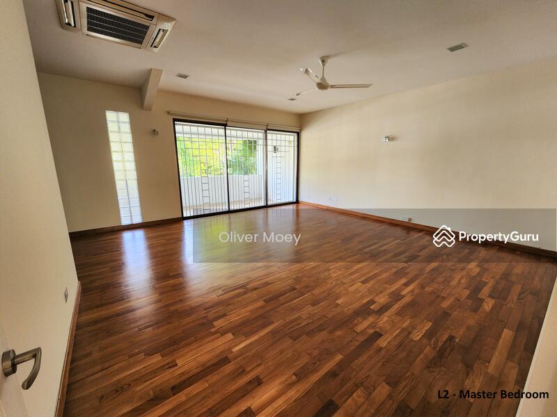 Level 2 - Master Bedroom