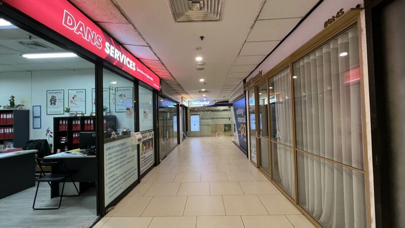 Lucky Plaza, 304 Orchard Road, 543 sqft, Mall Shop For Sale, by Alvin Chua, 24502932 - CommercialGuru.com.sg