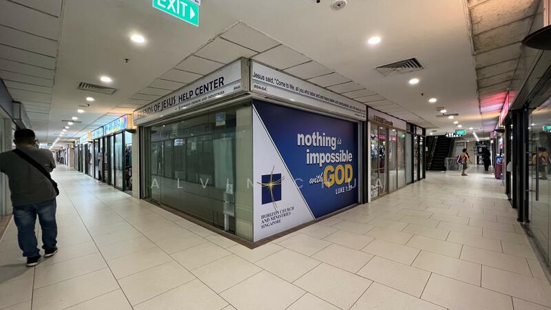 Lucky Plaza, 304 Orchard Road, 543 sqft, Mall Shop For Sale, by Alvin Chua, 24502932 - CommercialGuru.com.sg