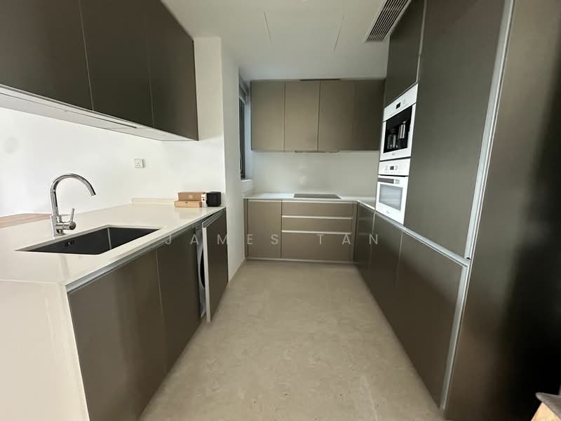 Cairnhill Nine, 15 Cairnhill Road, 2 Bedrooms, 1,033 sqft, Condominium For Rent, by James Tan, 24503557 - PropertyGuru.com.sg