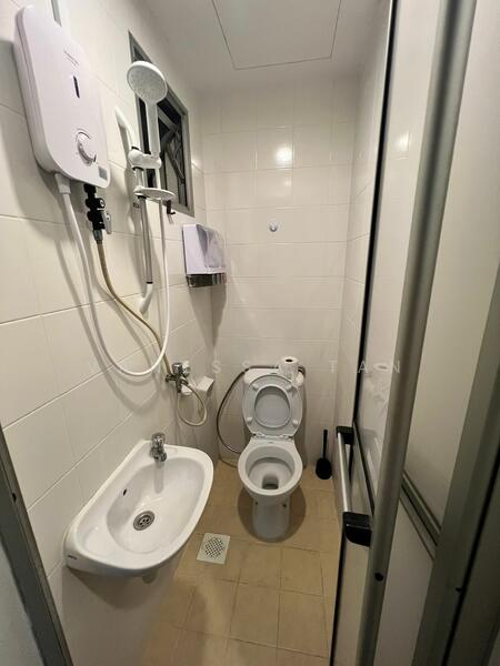 Grandeur 8, 8 Ang Mo Kio Central 3, Room Rental, 120 sqft, Condominium For Rent, by Vanessa Tan, 24503753 - PropertyGuru.com.sg