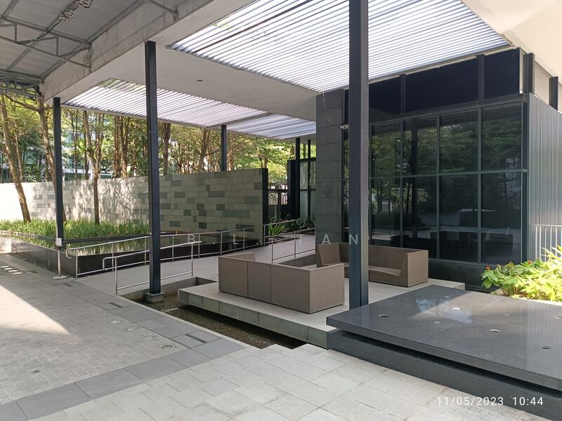 For Rent - Botannia