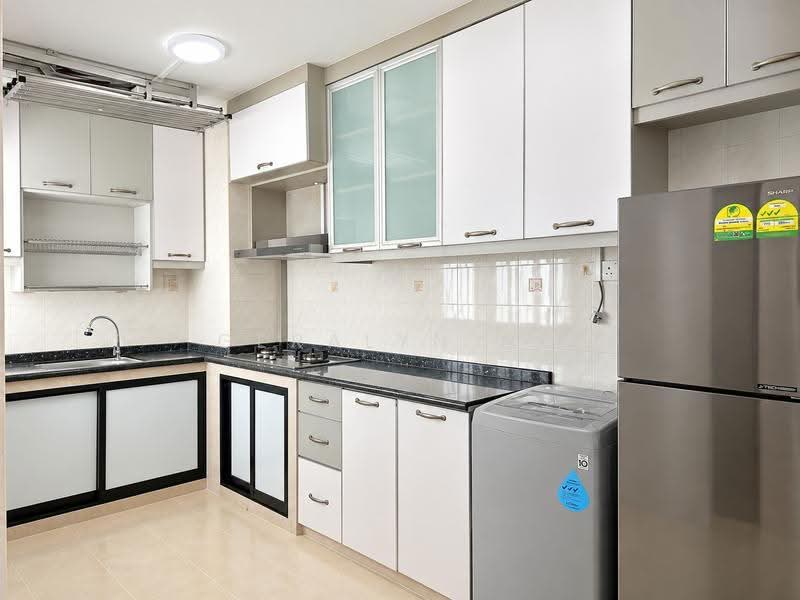 492 Admiralty Link, 492 Admiralty Link, Sembawang / Yishun, Room Rental, 200 sqft, HDB Flat For Rent, by Geralyn Ng, 24505877 - Kitchen - PropertyGuru.com.sg