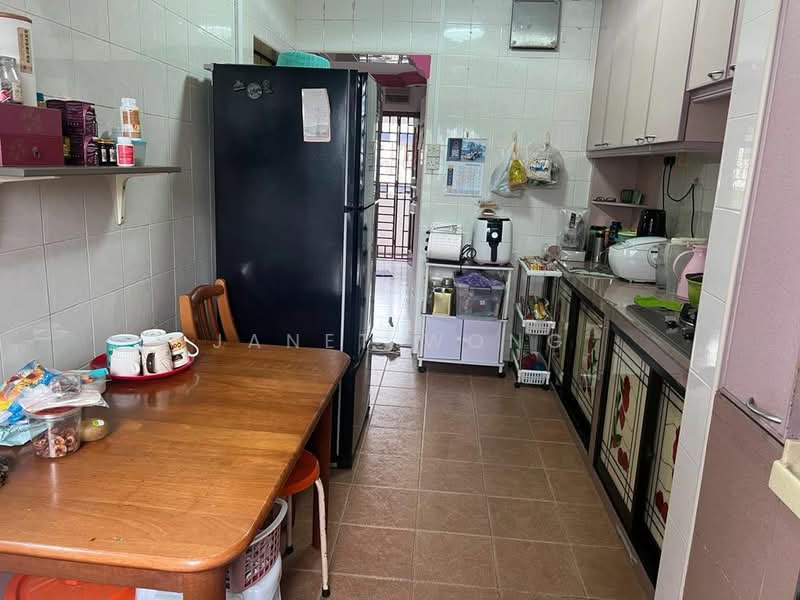 334 Sembawang Close, 334 Sembawang Close, Room Rental, 150 sqft, HDB Flat For Rent, by Janet Wong, 24506969 - PropertyGuru.com.sg
